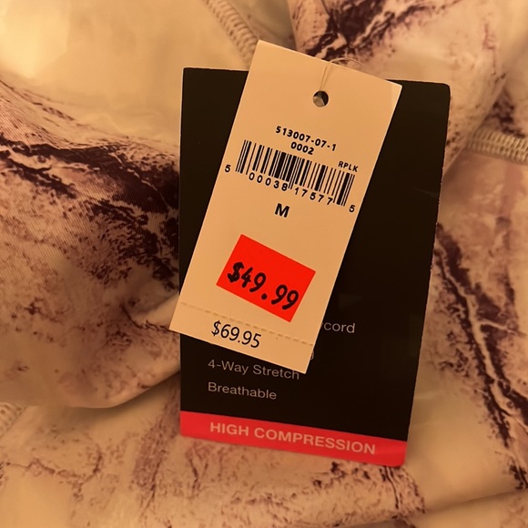 Gap tie dye workout leggings. NWT. - Picture 3 of 3